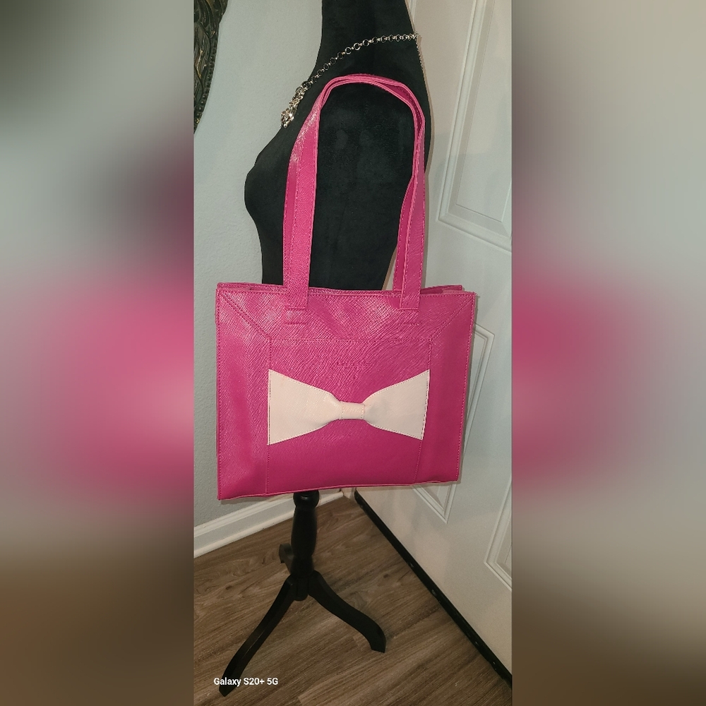Elizabeth Arden tote bag
